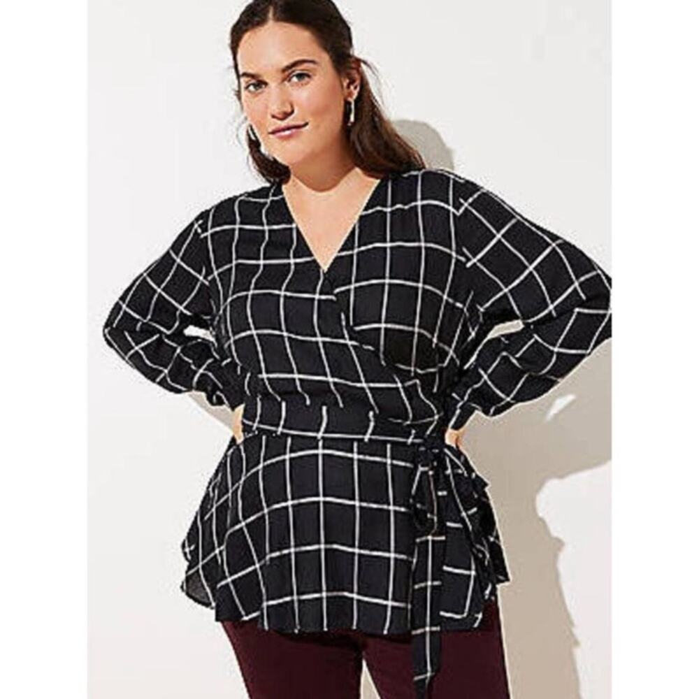 NWT Loft windowpane peplum wrap top